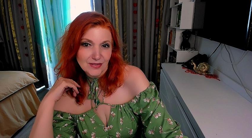 Webcam chat profile for AlmazFireFoxOne: Kissing