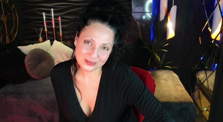 Webcam chat profile for AnitaMuse: Latex & rubber