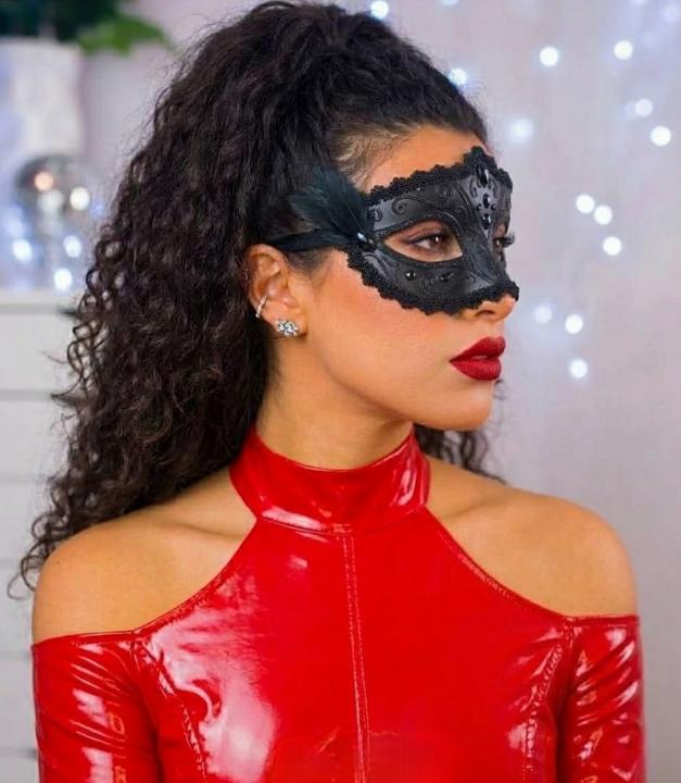 Webcam chat profile for NoirEmpress333: Leather