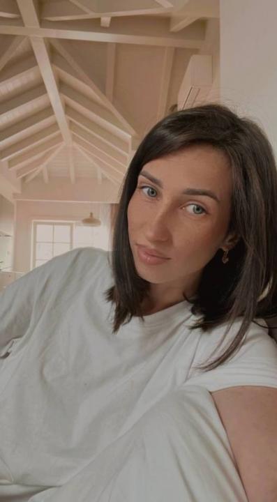 Webcam chat profile for Cuddlyy