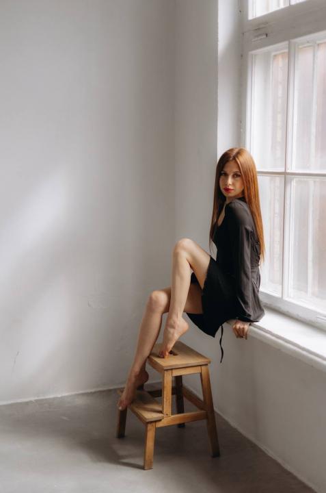 Webcam chat profile for Mary77: Legs, feet & shoes