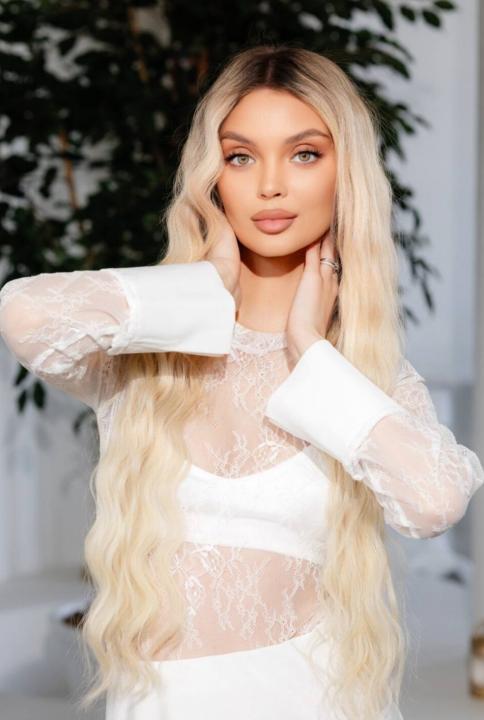 Webcam chat profile for Vespera: Ask about my Hobbies