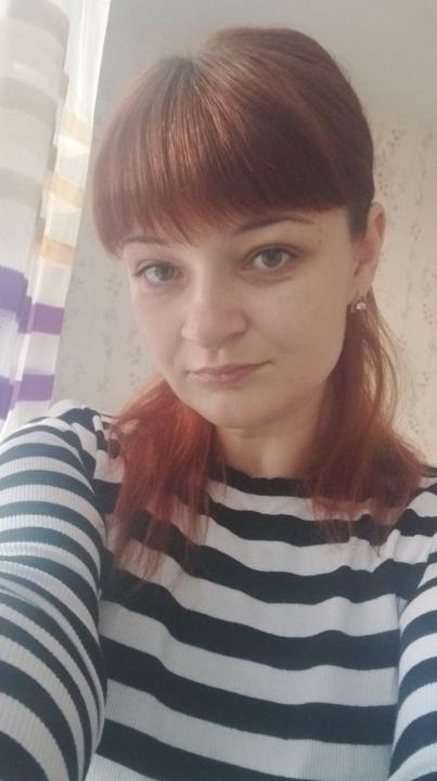 Webcam chat profile for 00RedLove: Cooking