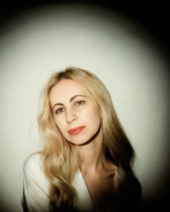 Webcam chat profile for AlmosAnAngel