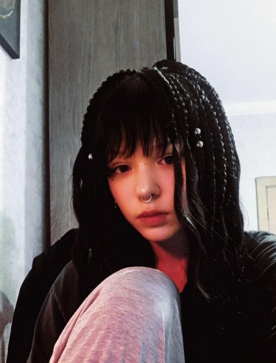 Webcam chat profile for KamillaMur: Dancing