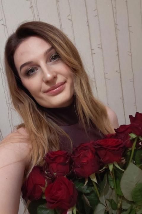 Webcam chat profile for Kerlisse: Ask about my Hobbies