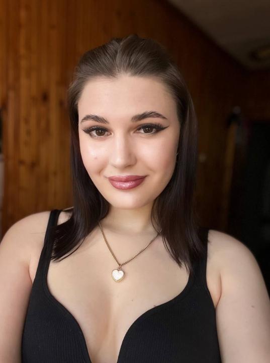 Webcam chat profile for MissNova