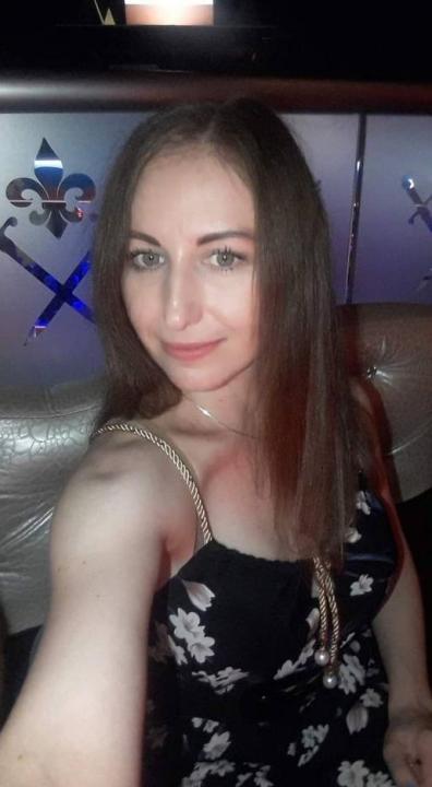 Webcam chat profile for CosmicLove