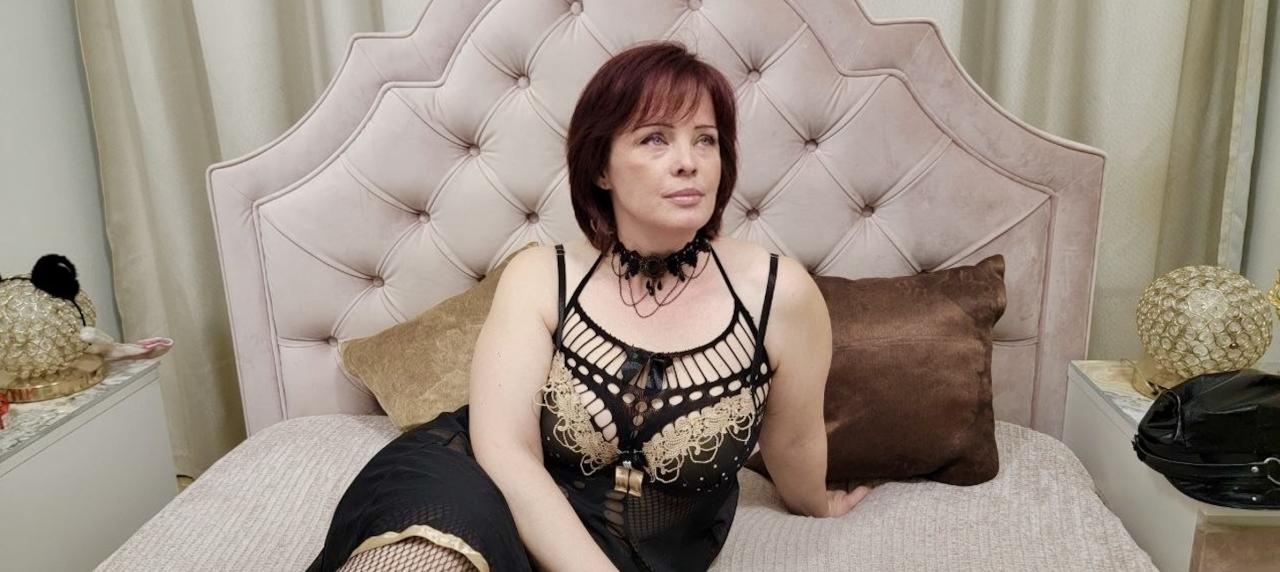 Webcam chat profile for MadamMoreau: Bondage & discipline