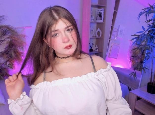 Webcam chat profile for HaniaWish: Legs, feet & shoes