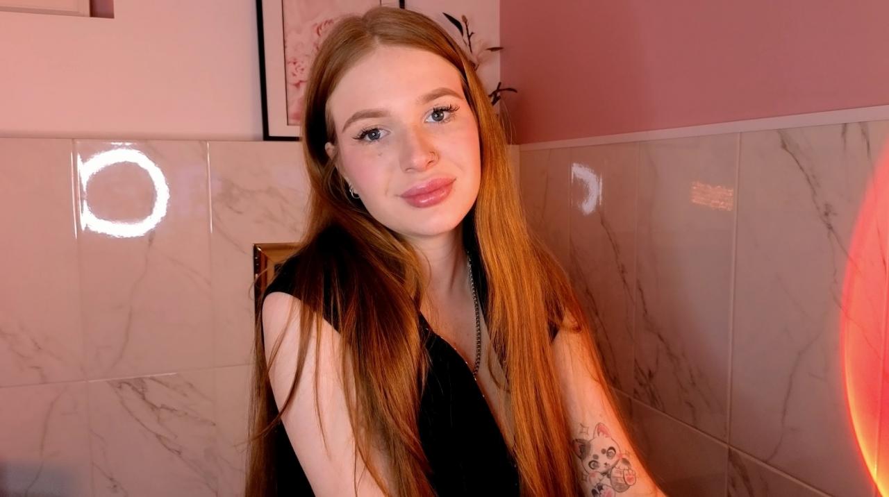 Webcam chat profile for RinKittyy: Legs, feet & shoes