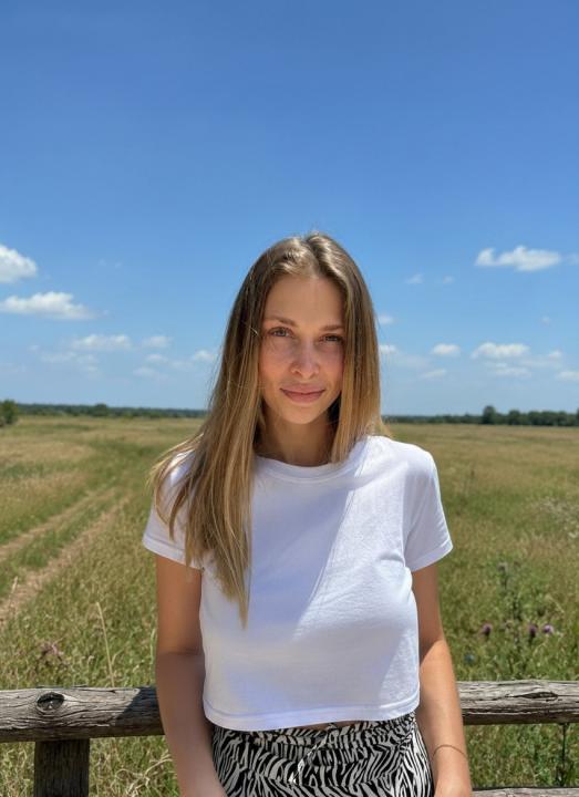 Webcam chat profile for LimeMilk: Dancing