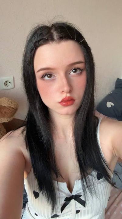 Webcam chat profile for Jerlune