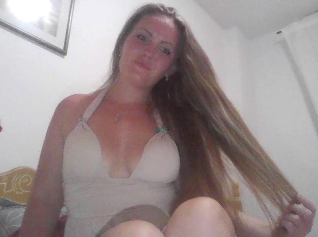 Webcam chat profile for MissLilix: Ask about my other interests