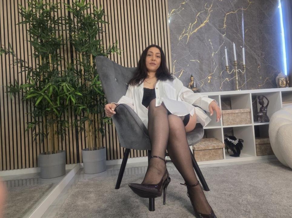 Webcam chat profile for MorriganVael: Dominatrix