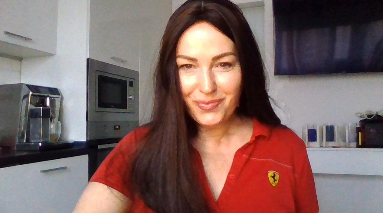 Webcam chat profile for Martaa