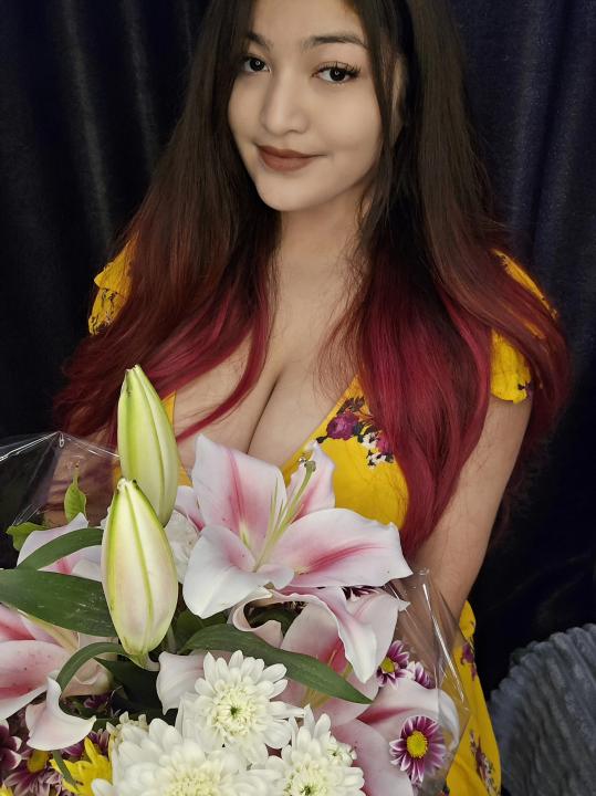 Webcam chat profile for alica: Ask about my other activities
