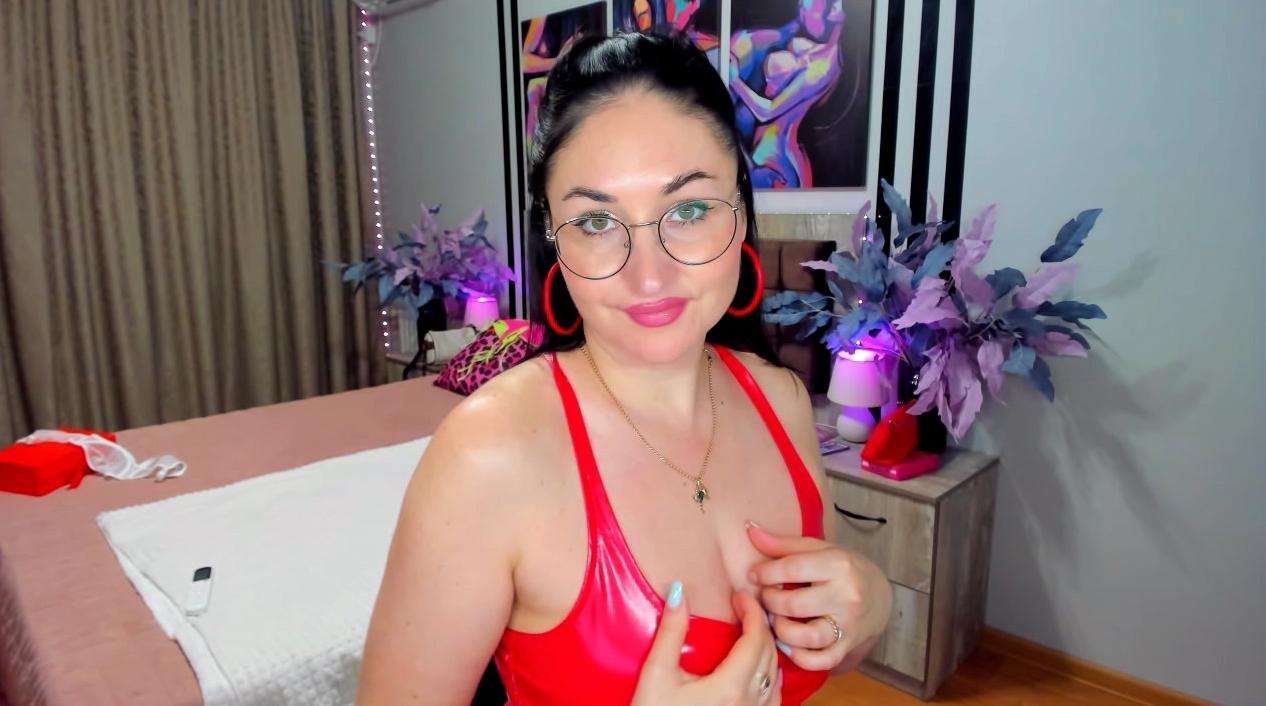 Webcam chat profile for StefanaDean: Leather