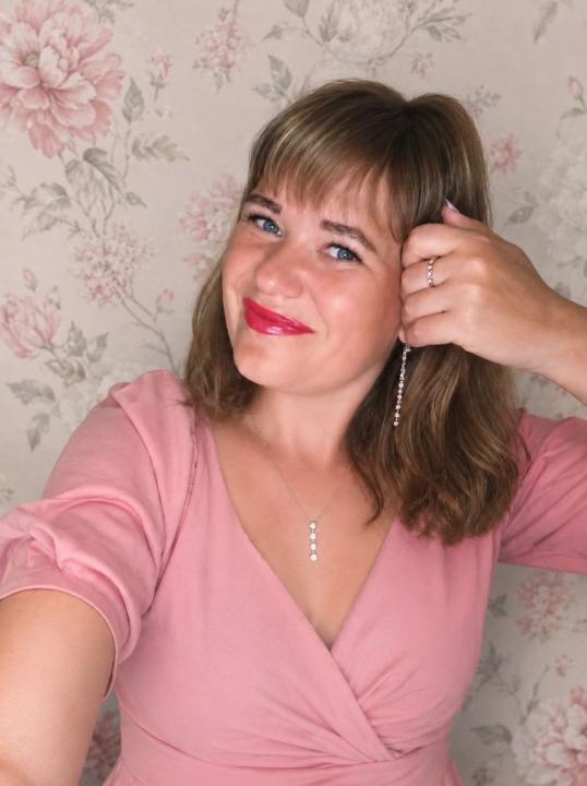 Webcam chat profile for Tersia: Ask about my Hobbies
