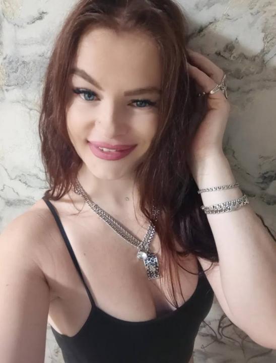 Webcam chat profile for Vanelisse: Ask about my Hobbies