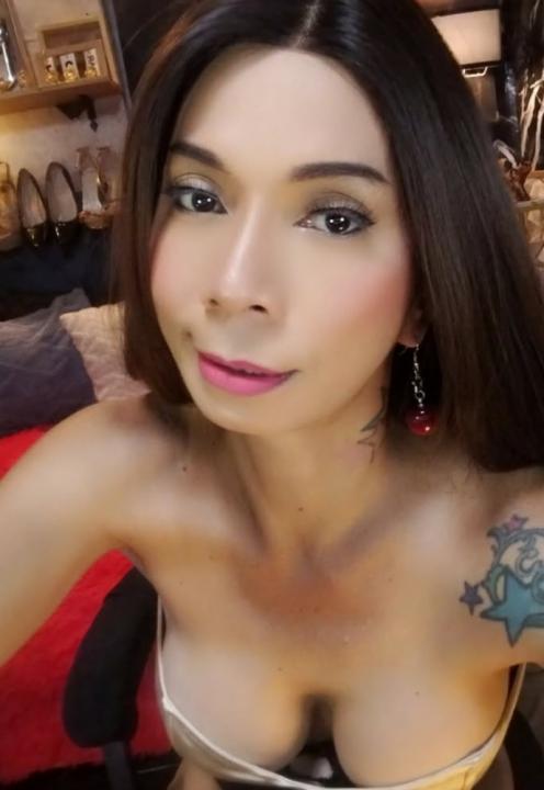 Webcam chat profile for CELINAFOX: Dominatrix