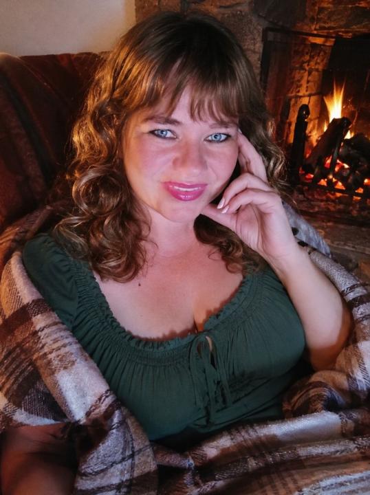 Webcam chat profile for Tersia: Ask about my Hobbies