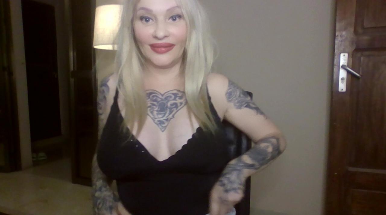 Webcam chat profile for SugarCloud