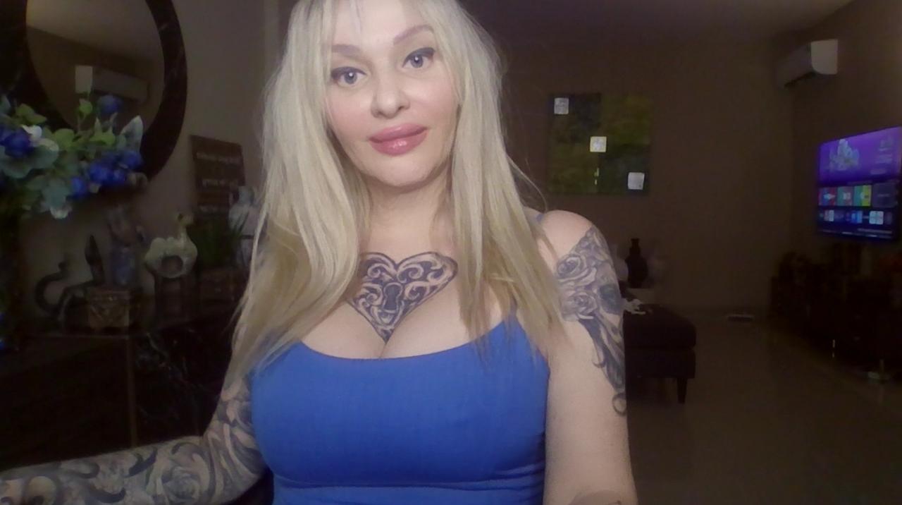 Webcam chat profile for SugarCloud
