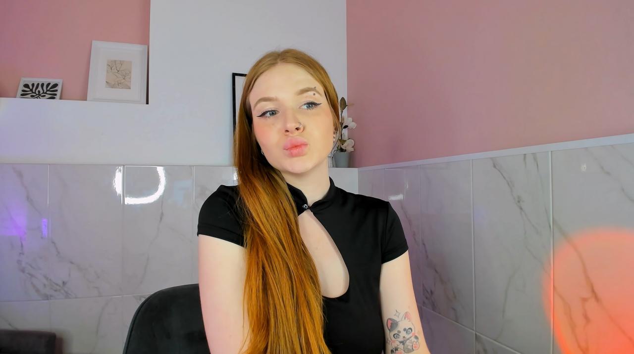 Webcam chat profile for RinKittyy: Legs, feet & shoes