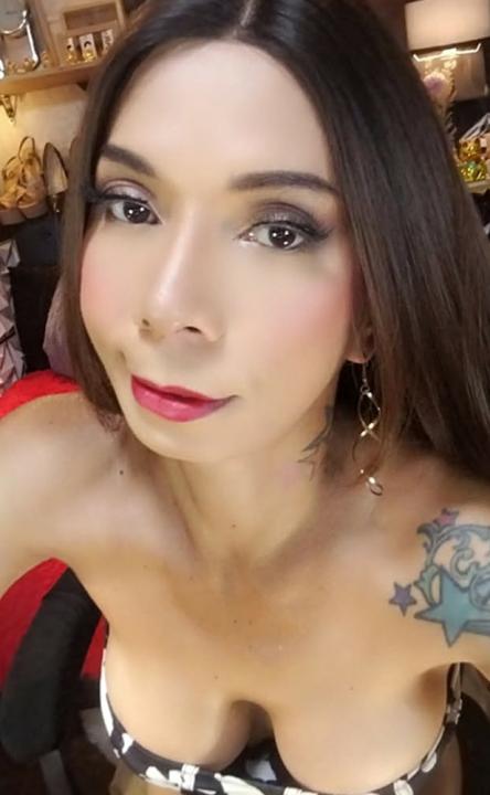 Webcam chat profile for CELINAFOX: Dominatrix