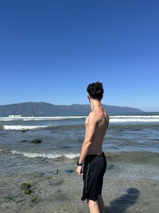 Webcam chat profile for ShyRoberto: Ask about my other activities
