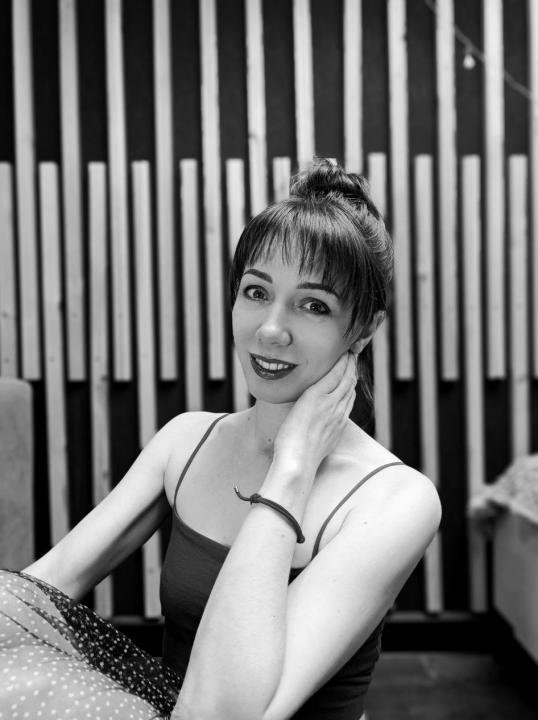 Webcam chat profile for Karlierri: Ask about my Hobbies
