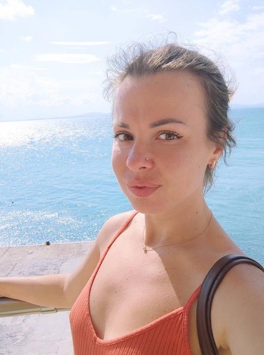 Webcam chat profile for LilianaLu: Travel