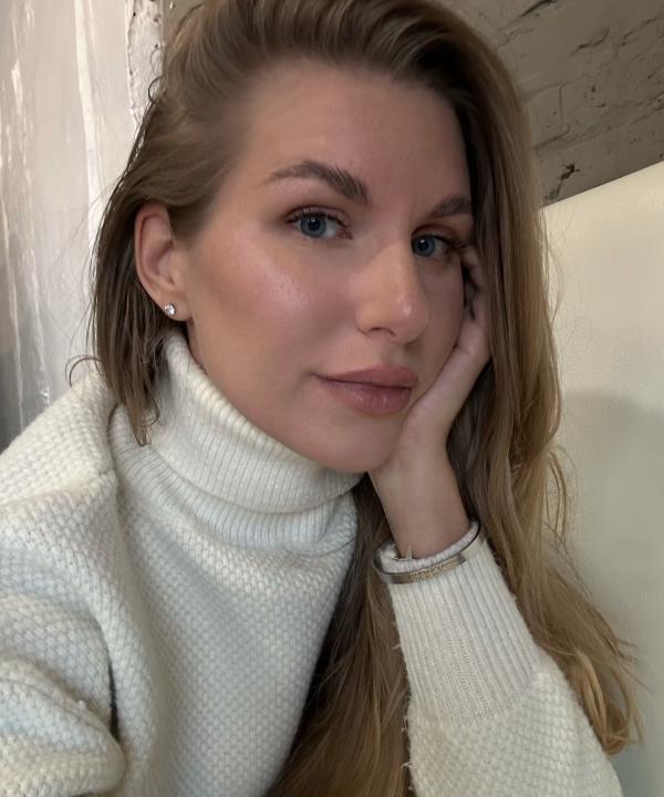 Webcam chat profile for SweetGirlsy: Outfits