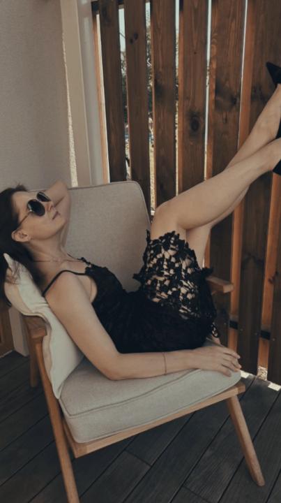 Webcam chat profile for MaryBella: Nails