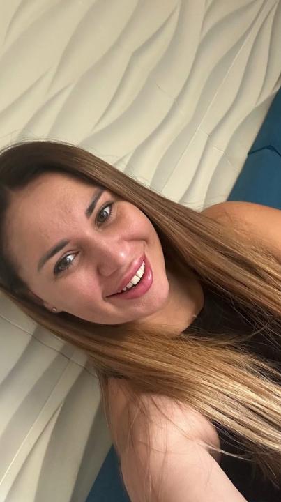 Webcam chat profile for TanyaVibe: Leather