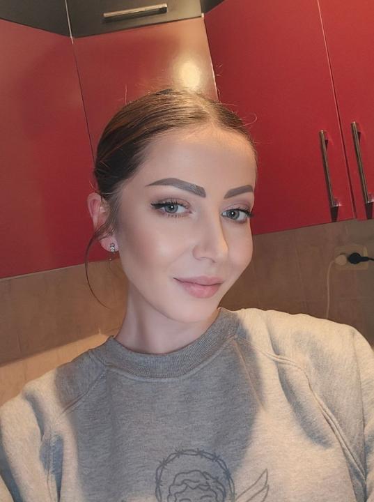 Webcam chat profile for Alisasweet