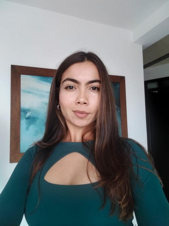Webcam chat profile for latinpocahontas: Leather