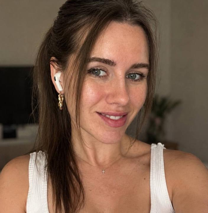 Webcam chat profile for PinkVelour: Ask about my Hobbies