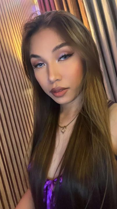 Webcam chat profile for lexilove69: Bondage & discipline