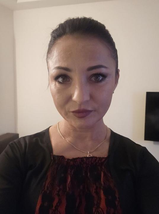 Webcam chat profile for LunaGreen: Outfits