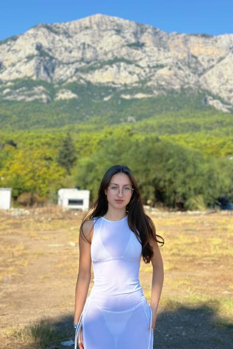 Webcam chat profile for Anastelle: Outfits