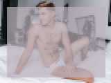 Connect with webcam model FloydSwan: Strip-tease