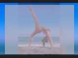 Watch cammodel NikaaMellow: Strip-tease