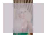 Adult webcam chat with ButterflyAlice: Lipstick