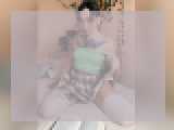 Adult webcam chat with Honey69bun: Outfits