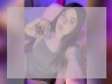 Adult chat with PrettyLaBlond: Kissing
