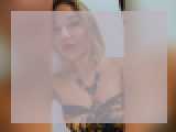 Adult chat with MoonMona: Strip-tease
