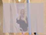 Welcome to cammodel profile for QueenofQueens: Dancing