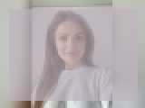 Connect with webcam model MerryMur0: Nails